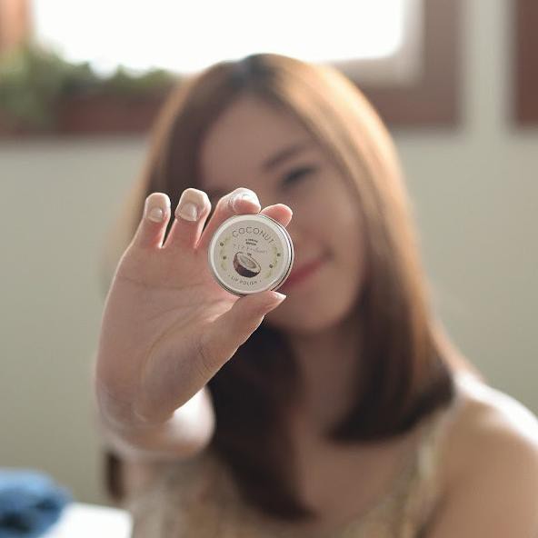 (Hàng Mới Về) Son Dưỡng Môi Chiết Xuất Dừa Nuôi Dưỡng Môi Hiệu Tiff | BigBuy360 - bigbuy360.vn