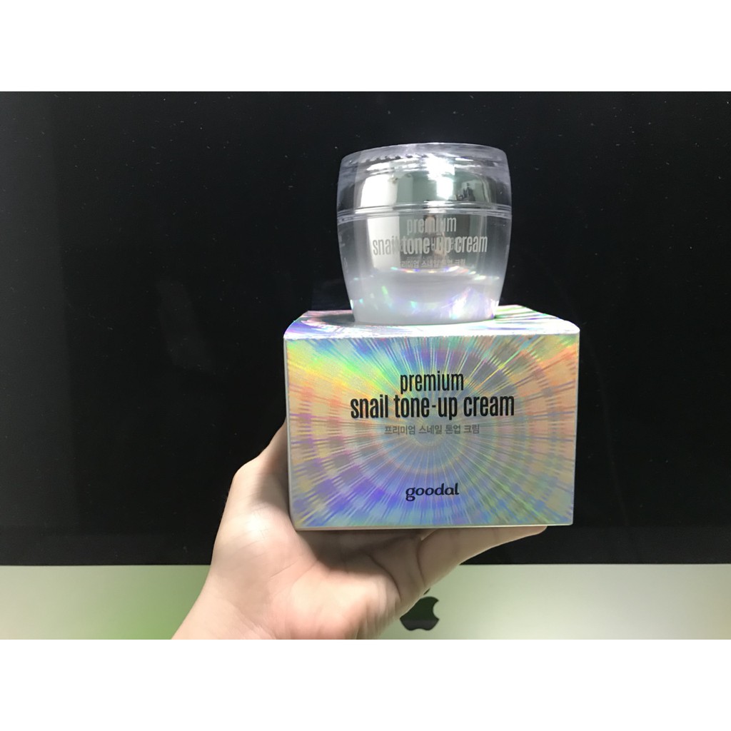 KEM DƯỠNG TRẮNG DA ỐC SÊN GOOLDAL PREMIUM SNAIL TONE UP CREAM 30ML