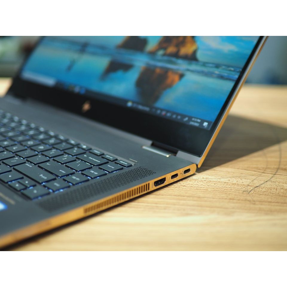 Laptop HP Spectre X360 qua sử dụng đẹp như ảnh
