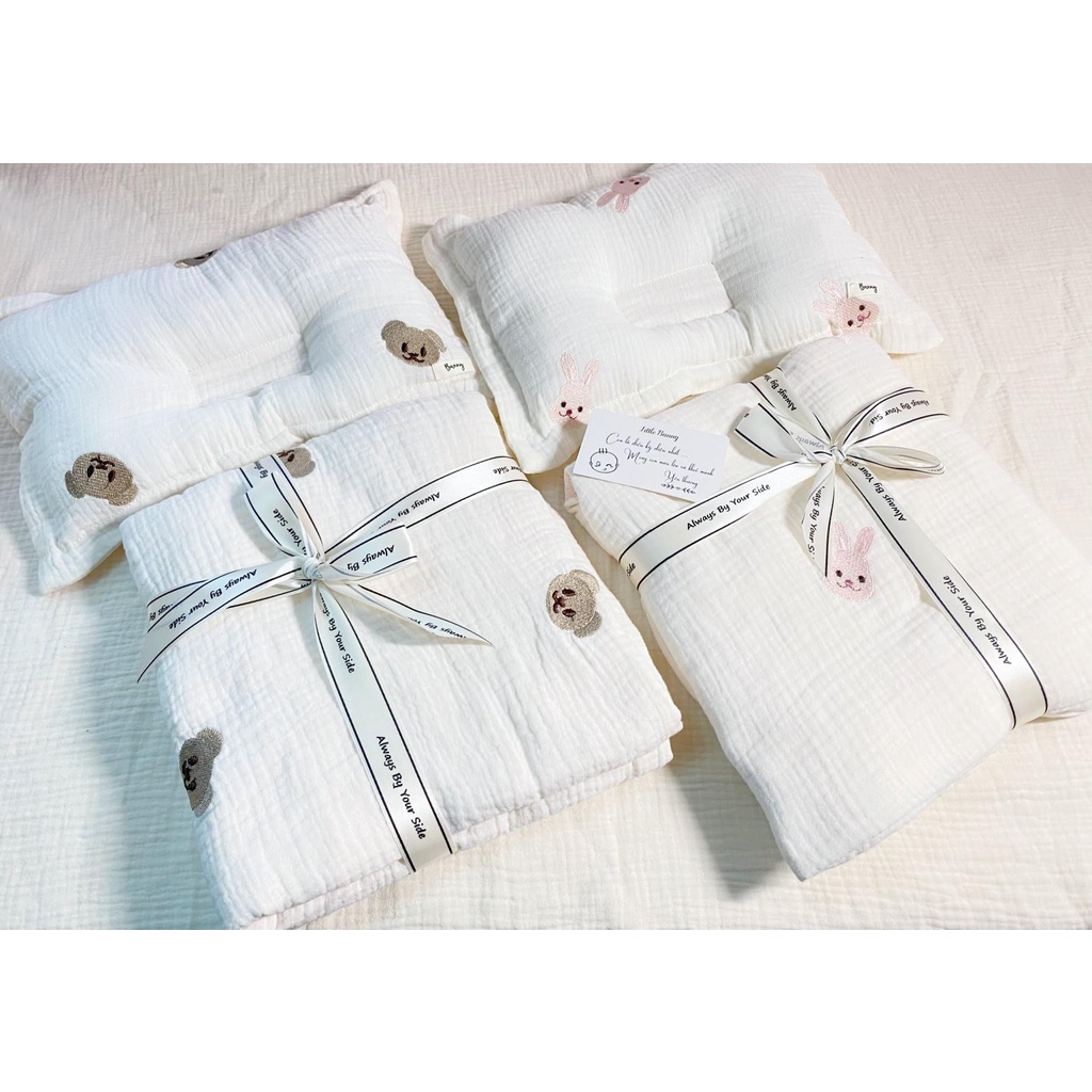 Set chăn + gối thêu hình gấu cao cấp phong cách Hàn Quốc vải Organic an toàn cho bé