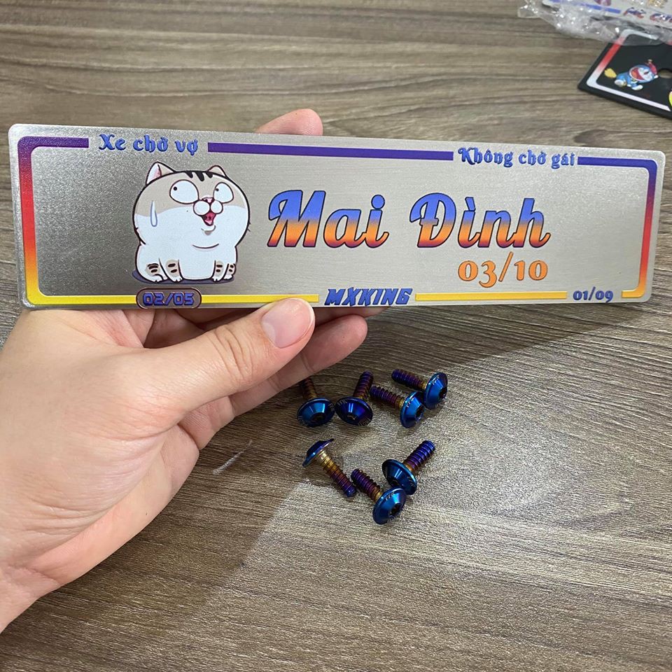 Nhận thiết kế bảng tên xe máy theo yêu cầu - Sh32