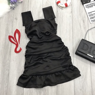 Đầm phi lụa cổ vuông đuôi cá