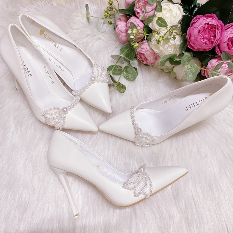 GIÀY CƯỚI THIẾT KẾ 3 LÁ NGỌC HANDMADE CAO CẤP( hàng gắn đính thủ công theo yêu cầu nên khách chắc lấy mới đặt)