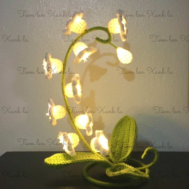 Đèn ngủ hoa linh lan bằng len handmade