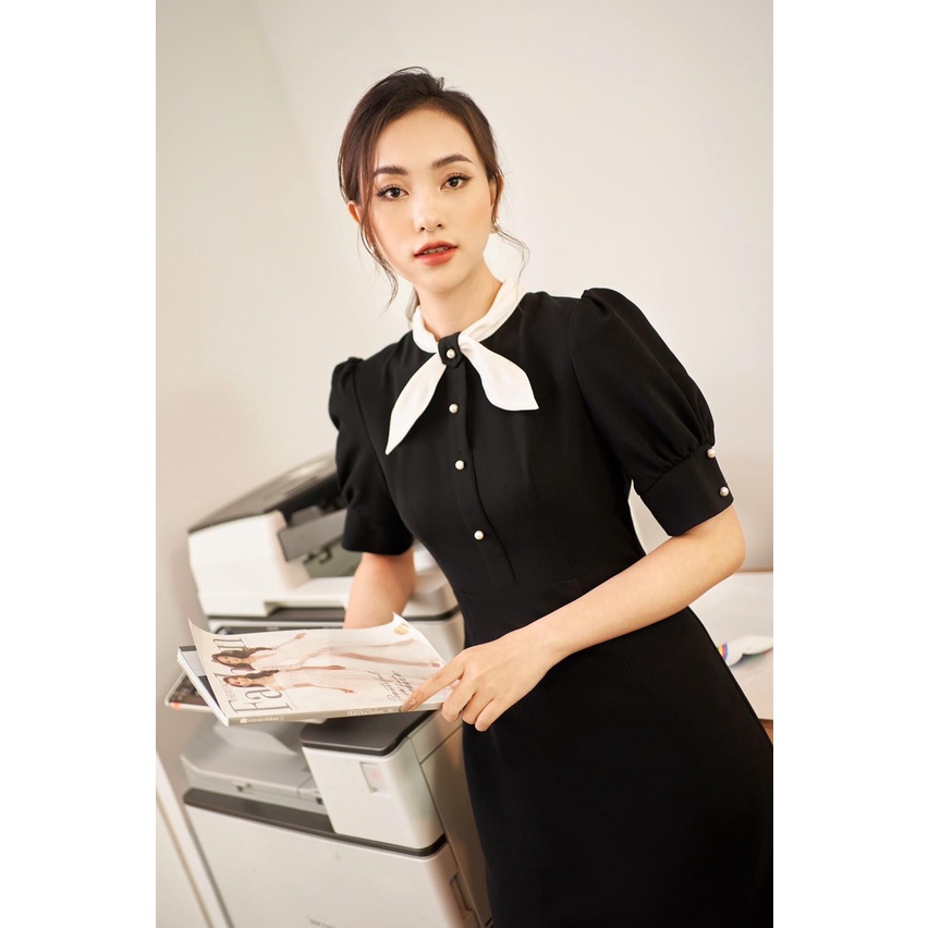 Đầm công sở thiết kế phối cổ nơ trắng đính cúc ngọc dáng ôm eo 066