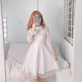 Đầm dự tiệc dáng xòe phối tay ren tiểu thư