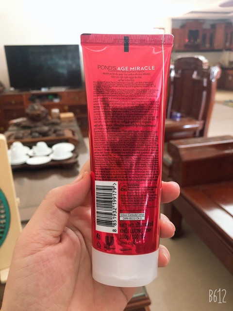 Sữa rửa mặt Pond’s Age Micrale thái lan