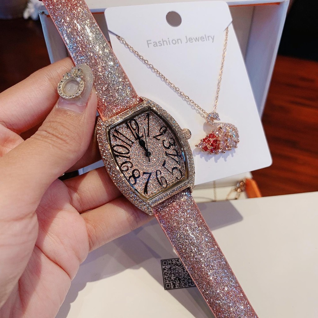 Đồng Hồ Nữ Davena phiên bản hồng D31525