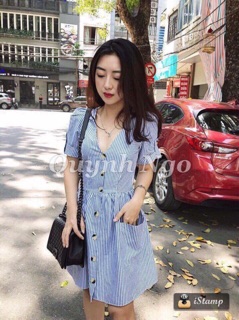 Váy kẻ xanh bbd