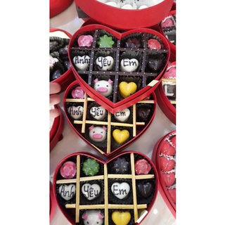 socola valentine mã tim 10viên. giao mẫu ngẫu nhiên