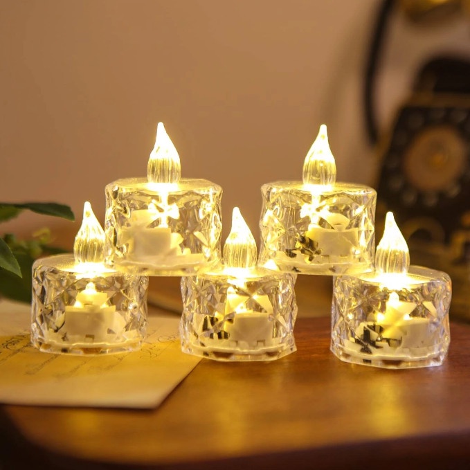 Nến Khúc Xạ Nhí Hoa Hồng