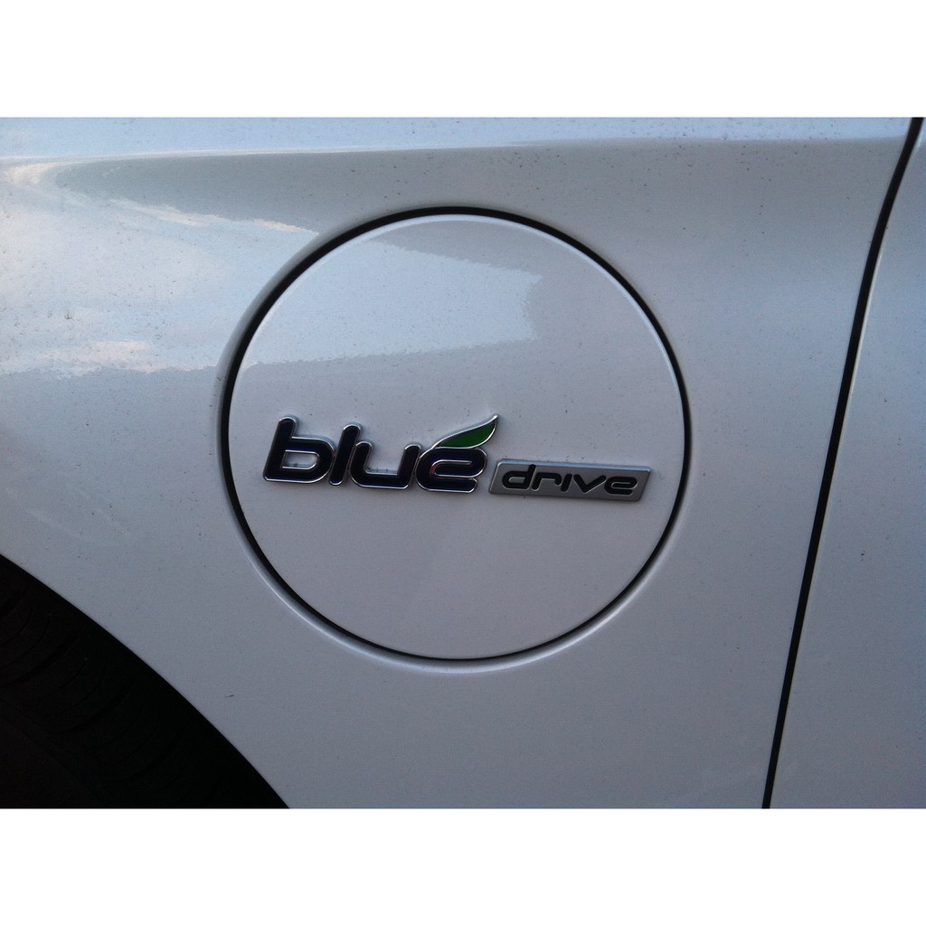 Logo 3D chữ nổi BLUE DRIVE cho xe  HYUNDAI