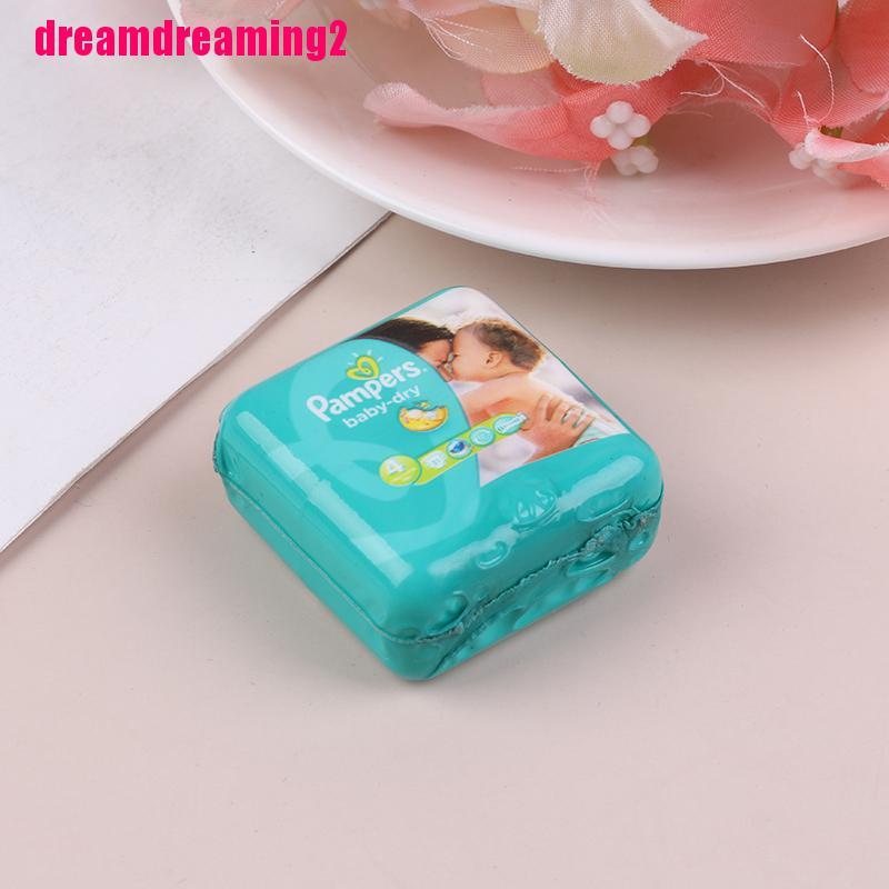 Tã Lót Đồ Chơi Cho Nhà Búp Bê