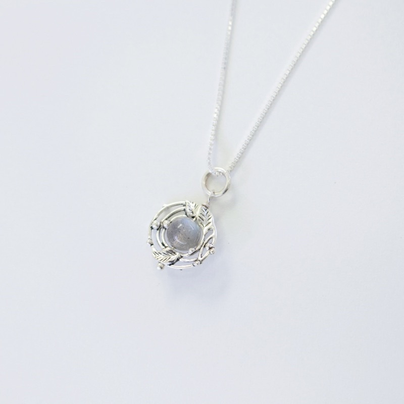 Dây Chuyền Labradorite Lồng Hoa DCLLH22A