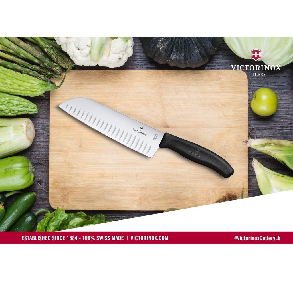 Dao nhà bếp, dao thái thịt Victorinox Santoku 17cm cạnh sáo - BST Swiss Classic (Thụy Sỹ)