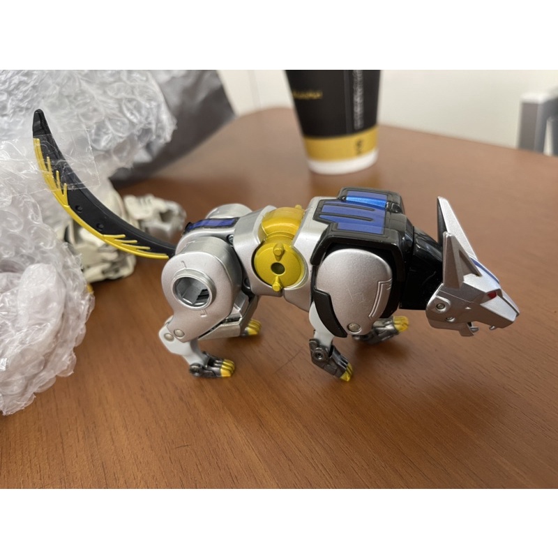 DX sói bạc Nhật bandai
