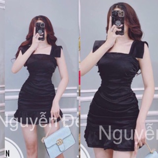 Đầm phi lụa cổ vuông đuôi cá