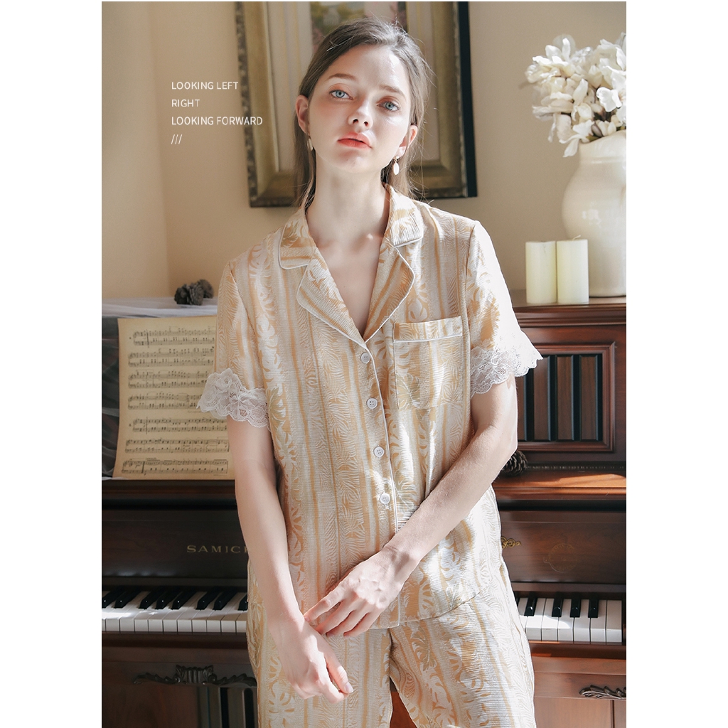 Bộ Đồ Ngủ Áo Tay Ngắn + Quần Short Thoải Mái Cho Nữ | BigBuy360 - bigbuy360.vn