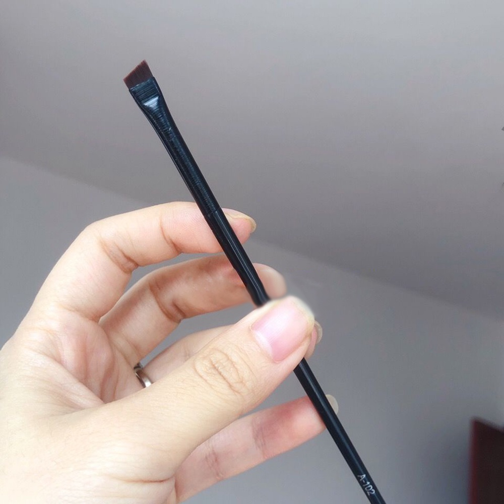 [Hàng mới về] Cọ Trang Điểm Lông Mày / Kẻ Mắt Thiết Kế Đầu Xiên Sợi Siêu Mịn Màng Dễ Sử Dụng