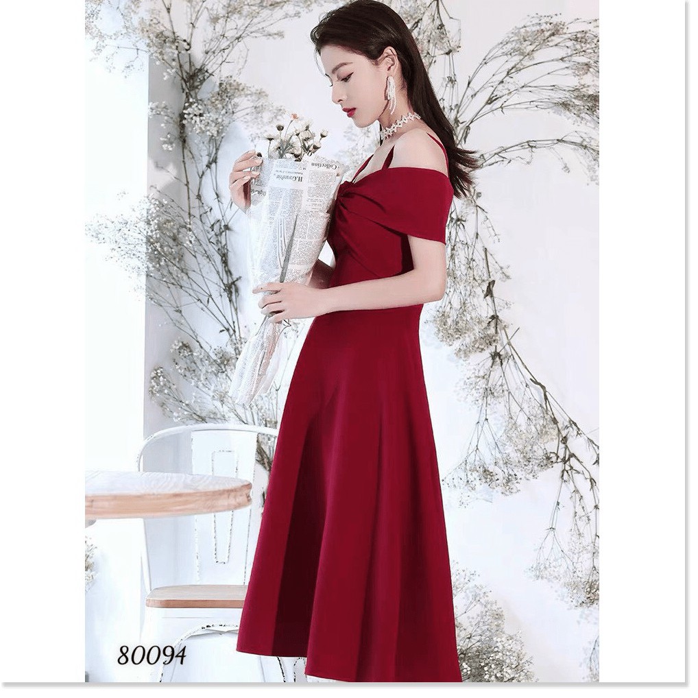 ĐẦM FORD,THIẾT KẾ HỌA TIẾT TRƠN NHƯNG KHÔNG KÉM PHẦN SANG TRỌNG,ĐẶC BIỆT LÀ CHẤT LIỆU VÃI THOÁNG MÁT  THỜI TRANG KME.STO