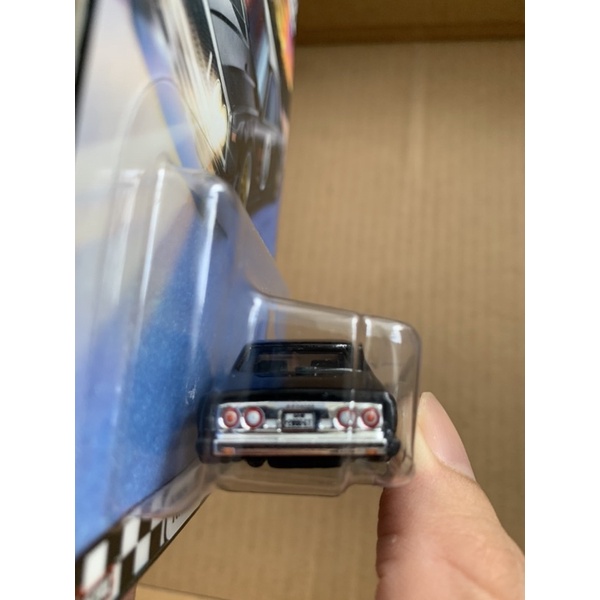 Xe Hot Wheels Boulevard Nissan Skyline C210