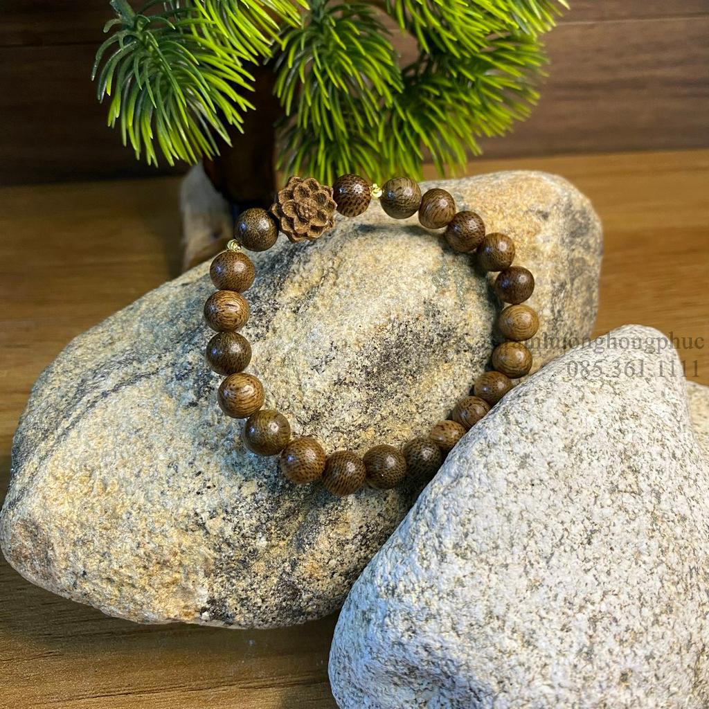 Vòng Trầm hương tự nhiên HỒNG PHÚC nhẹ nhàng chế tác hoa sen trầm,nhẹ nhàng, xinh xắn dành cho nữ giới