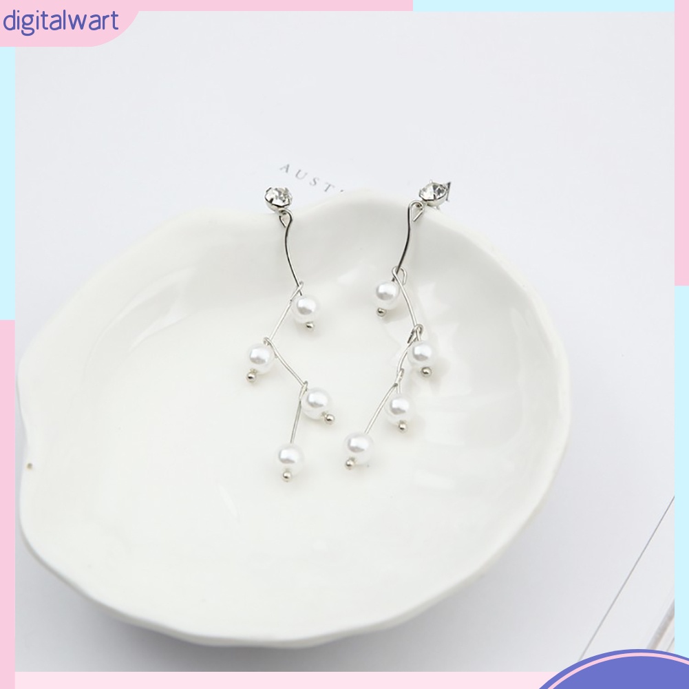 Bông tai dáng dài đính hạt ngọc trai giả xinh xắn cho nữ