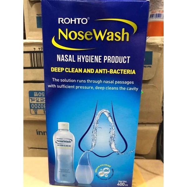 Dụng cụ và bình dung dịch vệ sinh Mũi Nose Wash Rohto chai 400ml