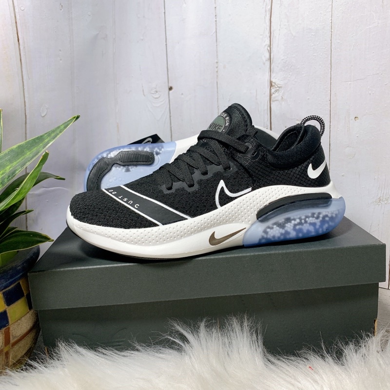Giày thể thao sneaker nam nữ đế hạt xịn gym chạy bộ 700