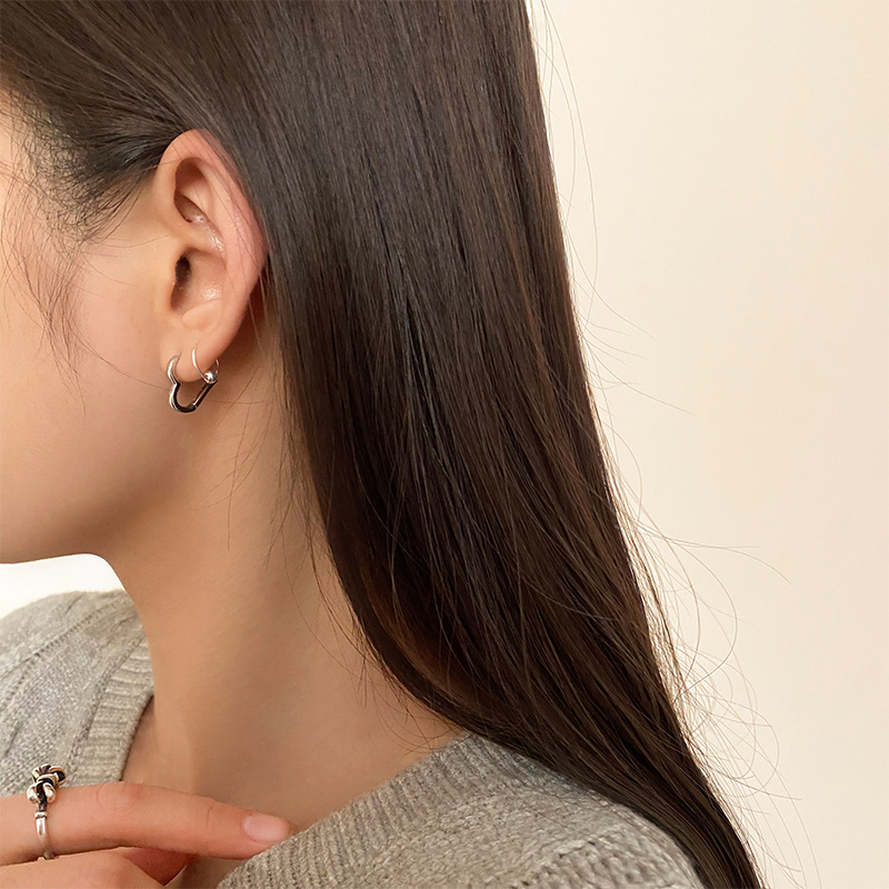 Đôi Bông Tai Hình Trái Tim Xinh Xắn Dành Cho Nữ