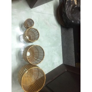 Chao đèn cật dạng nơm khum