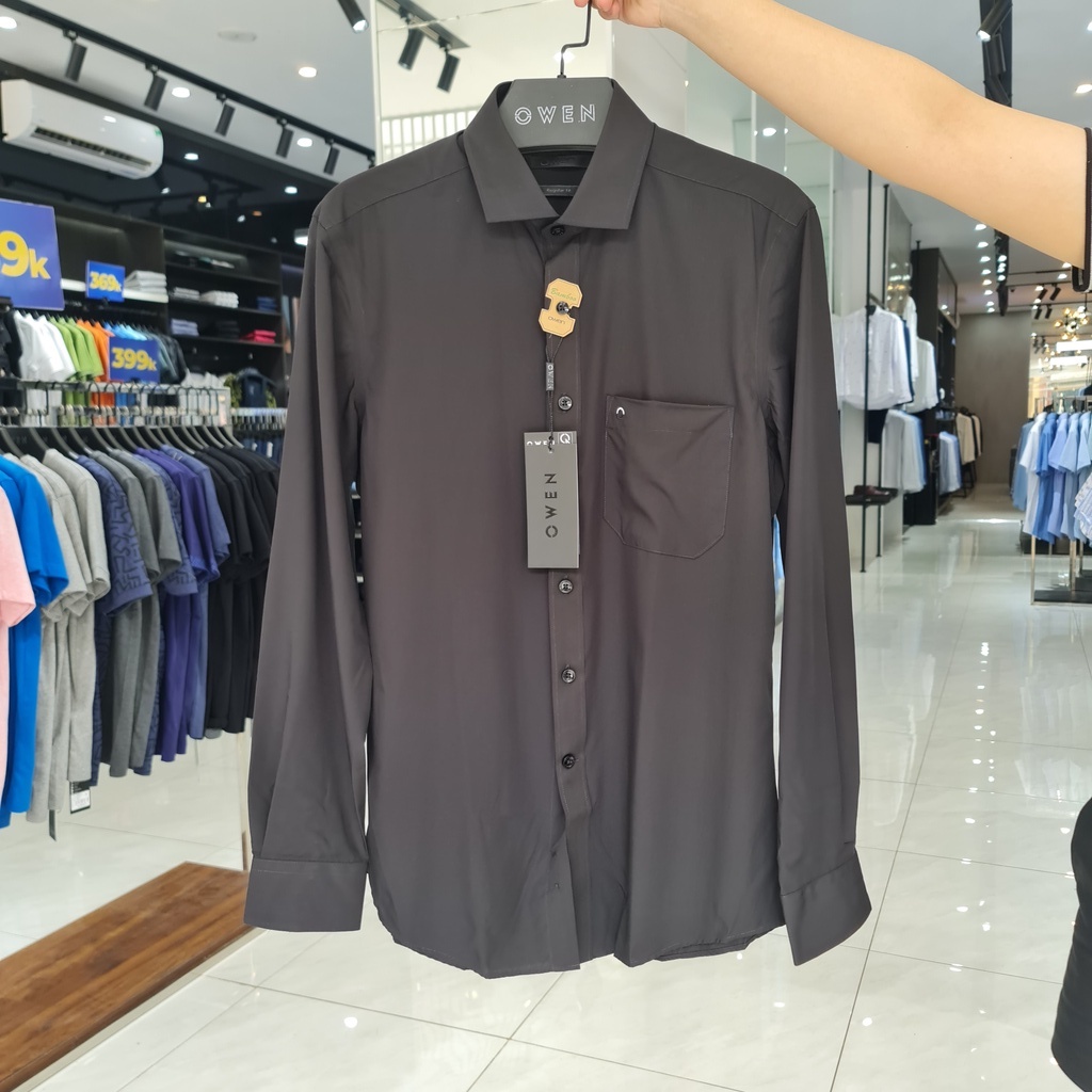 OWEN -  Áo sơ mi nam đen trơn dài tay dáng Regular sợi Tre - Mã AR24025D - OWEN Flagship Store