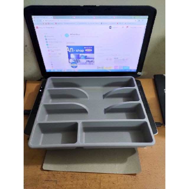 Khay chia thìa dĩa dụng cụ bếp IKEA Smacker 31 x 26 x 4 cm