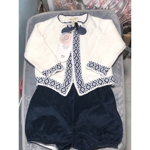 Sét quần áo cho bé gái 3-6 tuổi  Áo len quần nhung cao cấp 0921