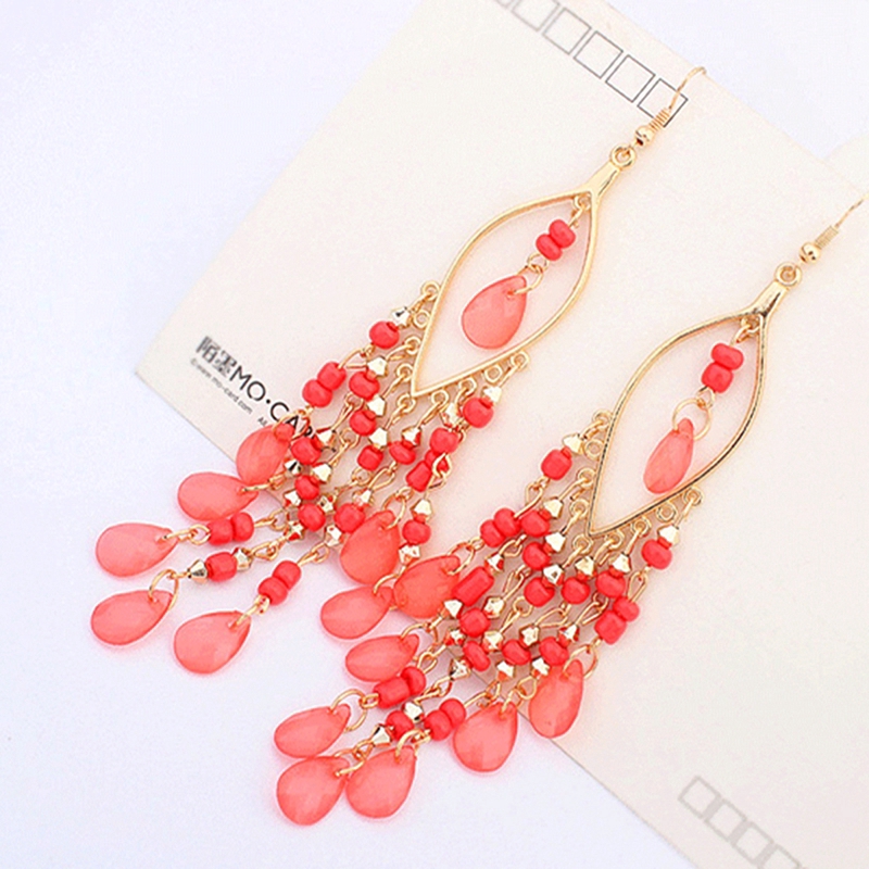 Hoa tai dài sang trọng dành cho nữ