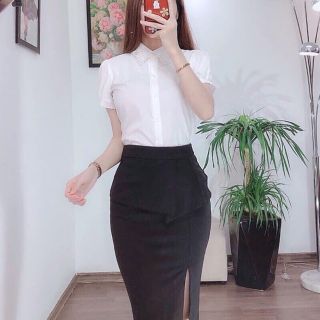 Áo sơ mi cổ ren tay bồng
