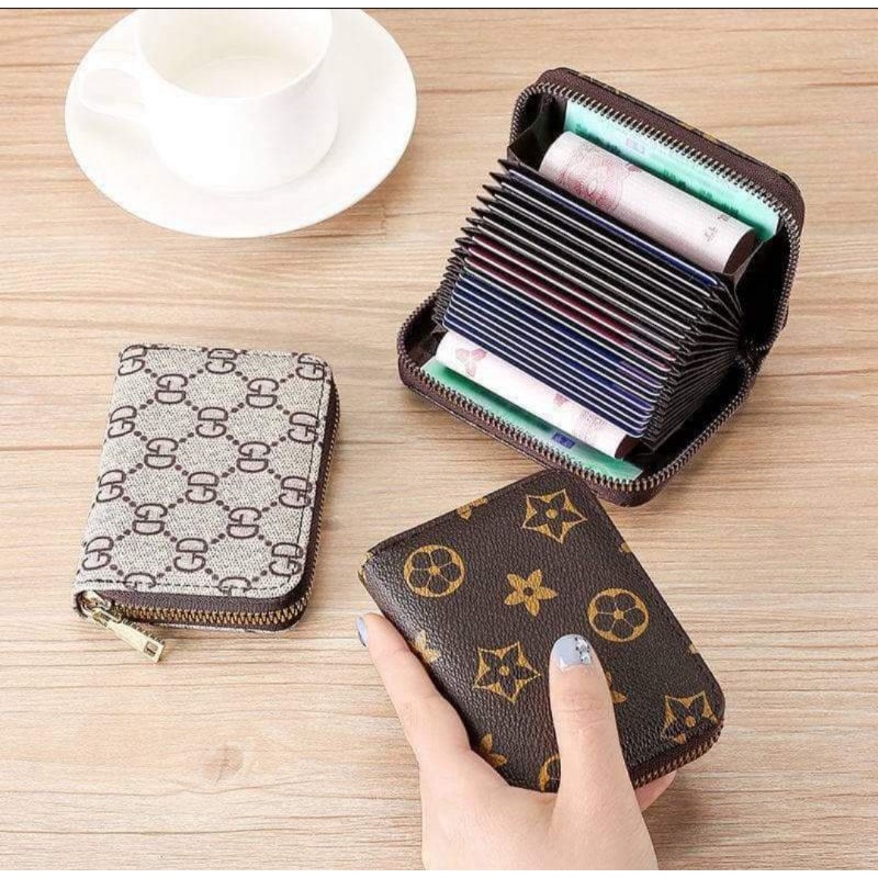 Ví gấp gọn cầm tay kéo khóa nhiều ngăn