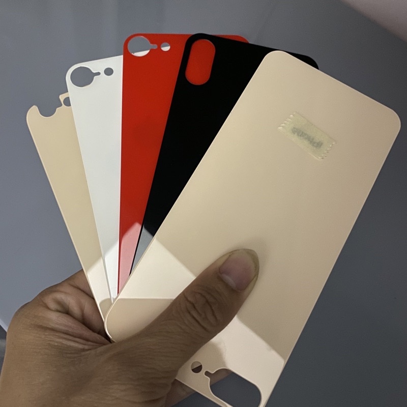 Kính cường lực mặt sau giả 8.8plus ( không hại sơn máy - không cấn tay)