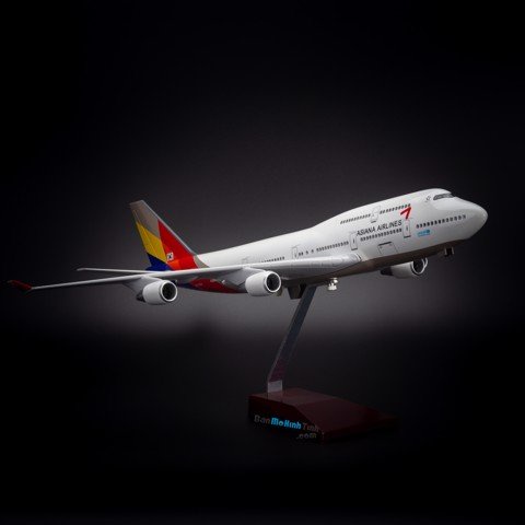 Mô hình máy bay Boeing B747 Asiana Airlines Everfly LED 47cm