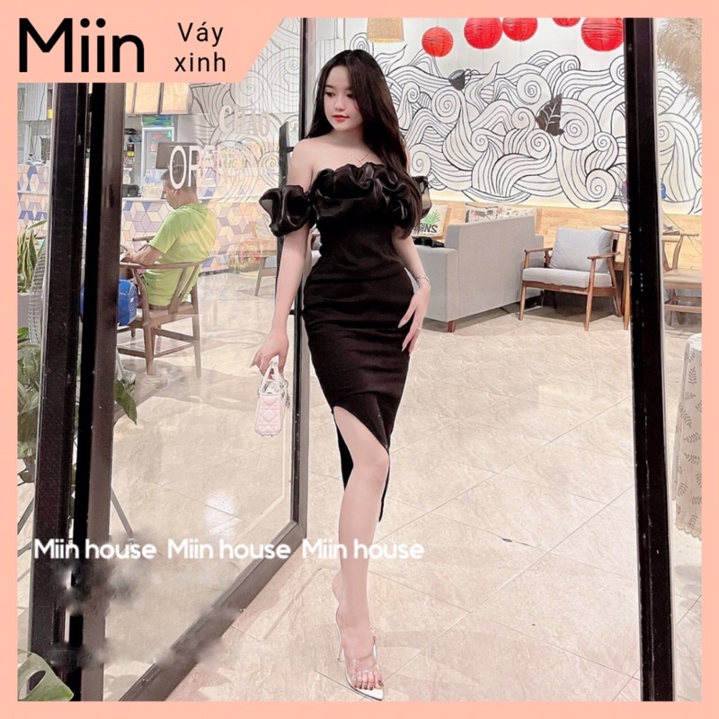 Váy trễ vai body xẻ xếp ly ngực