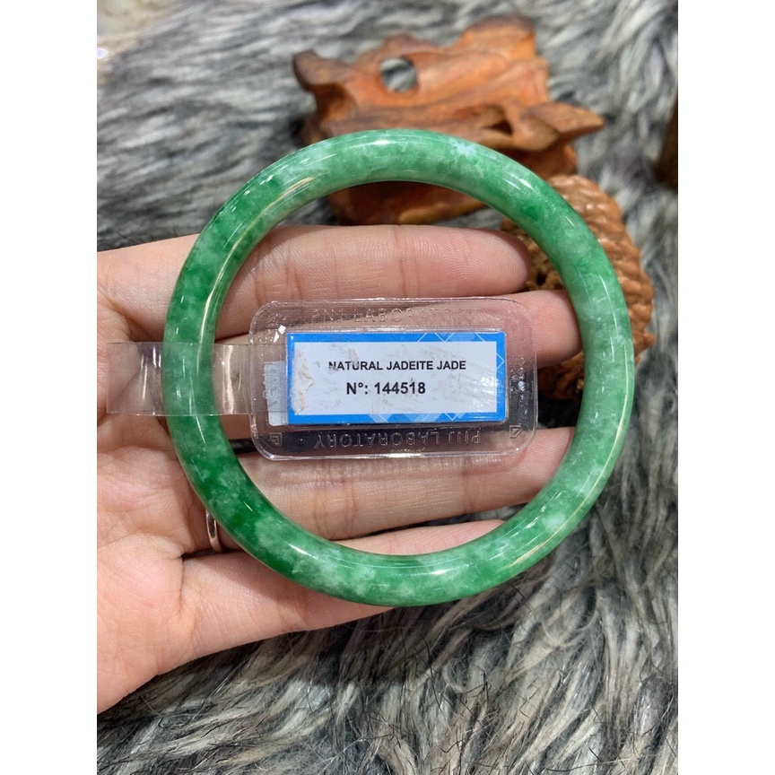 Vòng Kiềng Cẩm Thach Đậu Lí Bản Tròn Miễn Phí Kiểm Định