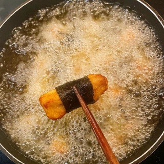 GÀ CUỘN RONG BIỂN. CP