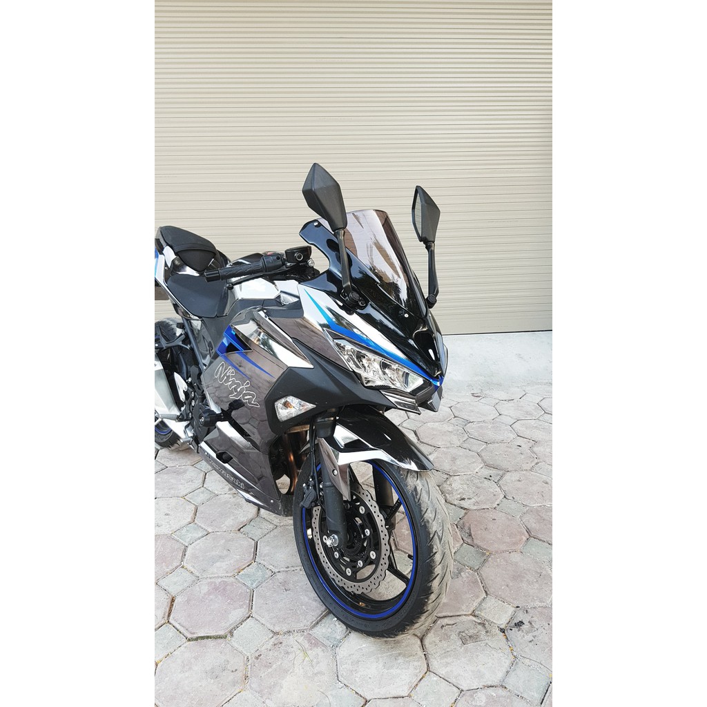 Ốp đầu ninja 400 nhựa ABS + kính gió