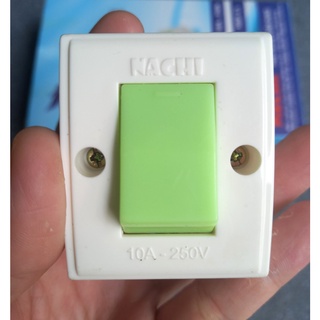 Công tắc điện bấm bật bóng đèn Nachi C1