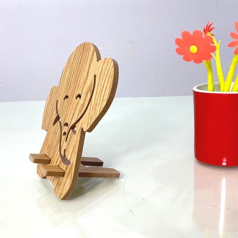 Kệ điện thoại giá đỡ máy tính bảng thông minh hình con voi dễ thương bằng gỗ kích thước 16.5cm x 15.3cm