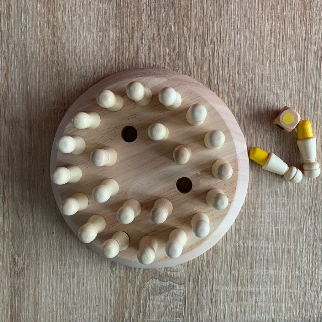 Đồ chơi cờ vua ghi nhớ rèn luyện trí nhớ rèn tập trung hiệu quả cho bé yêu ngay từ nhỏ - Chất liệu gỗ