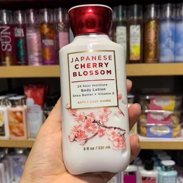 Sữa Dưỡng Thể Bath Body Works Japanese Cherry Blossom Body Lotion 236ml