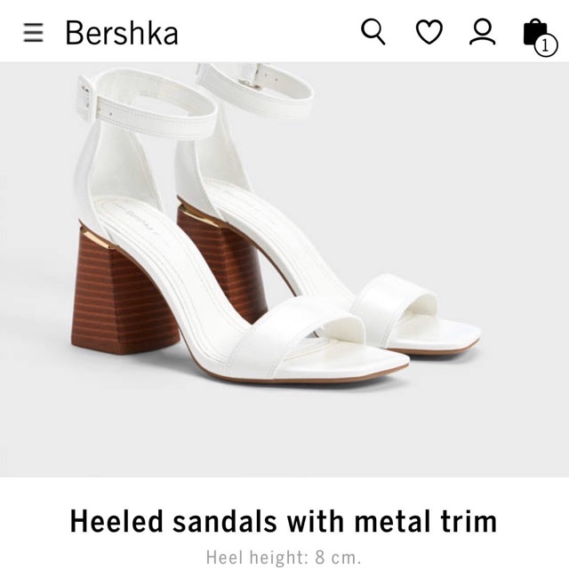 Giày bershka auth