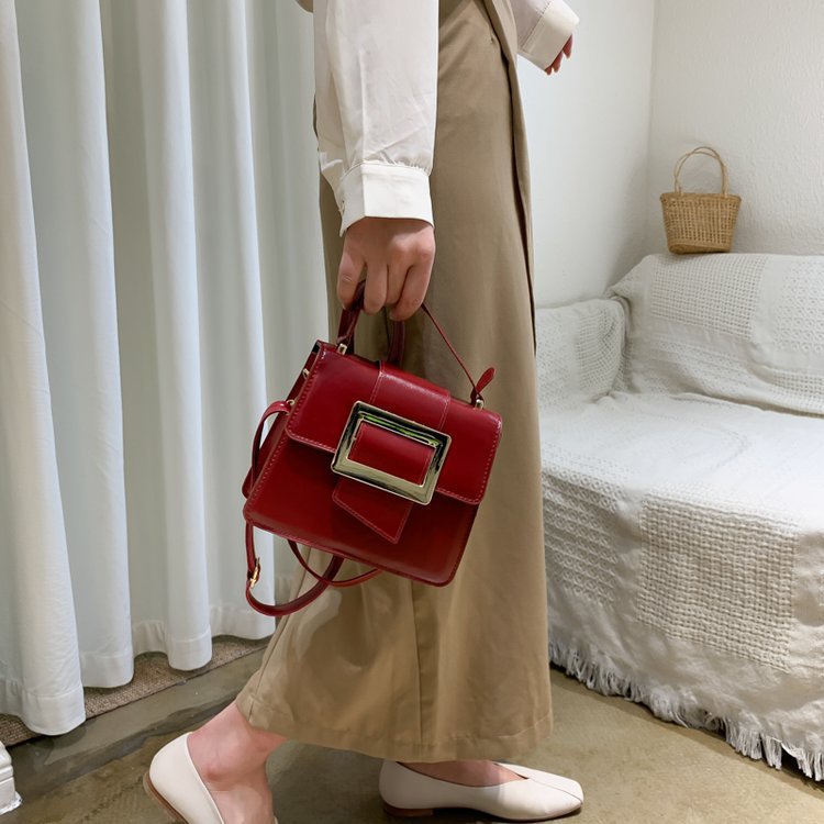 Túi Xách Đeo Chéo Thời Trang Hàn Quốc Cho Nữ IELGY