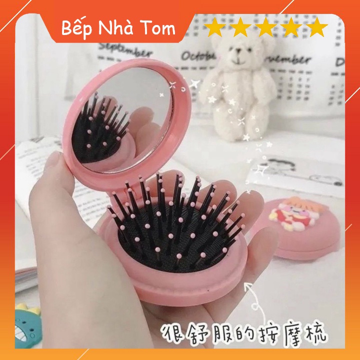 [HOT] Gương Mini Cầm Tay, Họa Tiết Dễ Thương, Xinh Xắn Kèm Lược Chải Đầu Và Massage, Có Thể Gấp Gọn Bỏ Túi Tiện Dụng